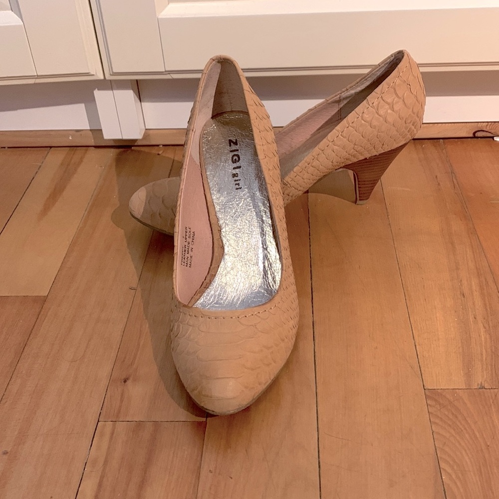 Preppy leather upper heel shoes